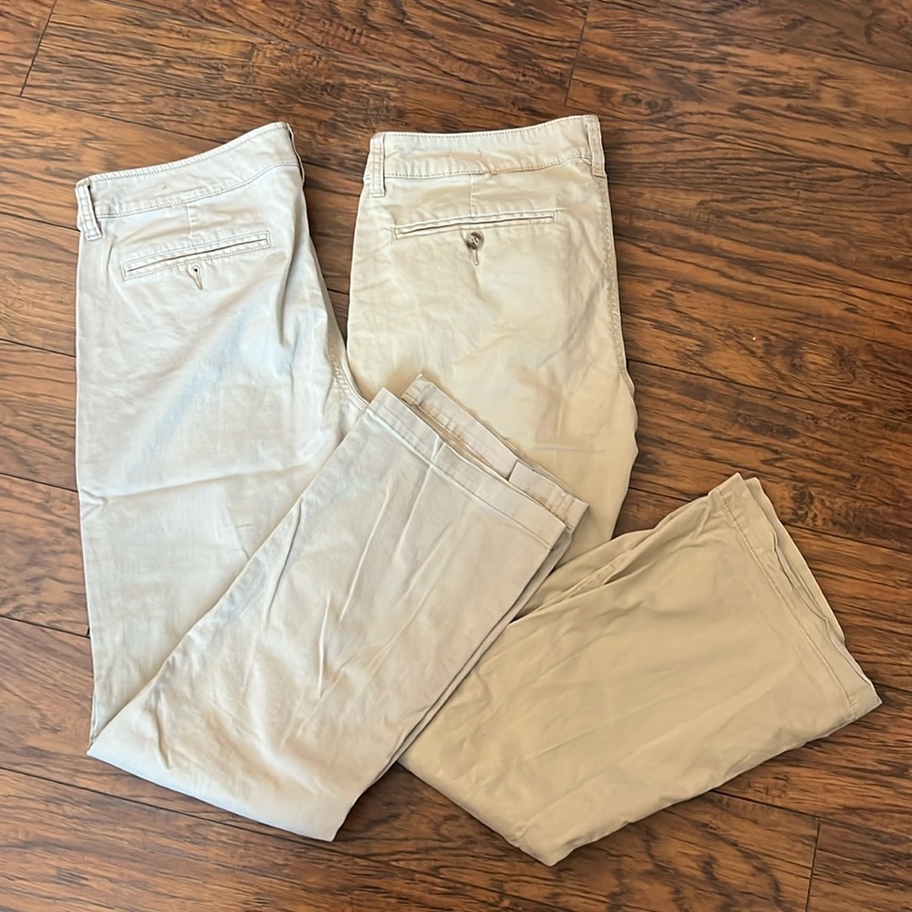 American Eagle khaki pant bundle (12Regular)